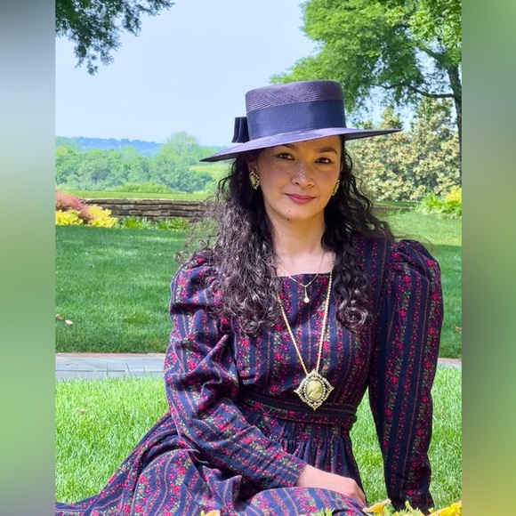 Meet your Posher, Abby - Picture 1 of 11